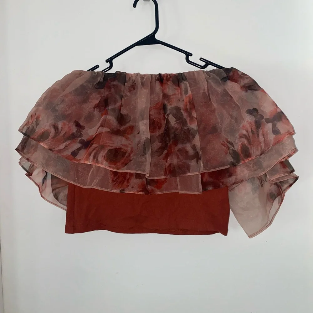 DOLAN Tiered Organza Floral Ruffle Blouse Top  Medium - Picture 2 of 10